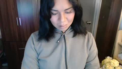 Vee online show from 01-11-26, 01:21