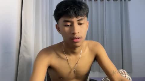 ur_fuckerbttm online show from 11-12-25, 01:22