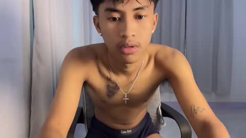 ur_fuckerbttm online show from 12-04-25, 04:00