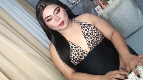 KENDRA CUTIEE online show from 01-12-26, 02:11