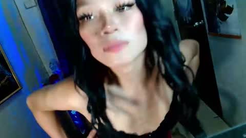 Saina Gonzales online show from 10-07-25, 01:14