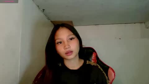 Snapshot of ur_hotjessa chatting on 02-17-26, 03:03 urpinay jessa online show from 02-17-26, 03:03