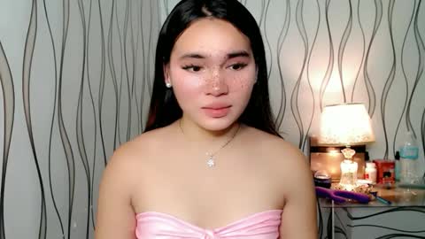 QUEENSY online show from 10-11-25, 02:11