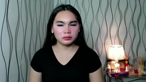 QUEENSY online show from 12-17-25, 10:43