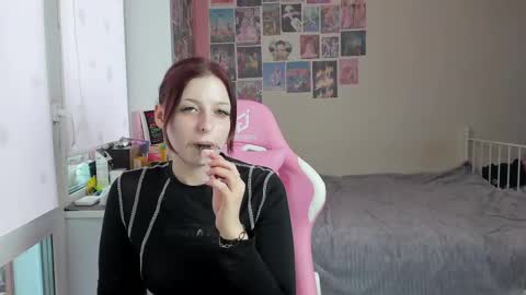 Snapshot of ur_obedient_girl chatting on 02-09-25, 09:16 ur_obedient_girl online show from 02-09-25, 09:16