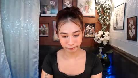 ur_rianlover online show from 10-09-25, 09:24