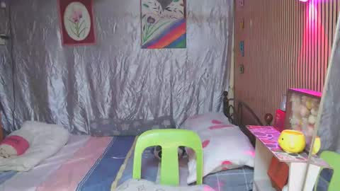 Snapshot of ur_shan21 chatting on 11-04-25, 07:29 ur_shan21 online show from 11-04-25, 07:29