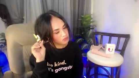 Snapshot of ur_sweet_atarah18 chatting on 10-21-25, 11:00 Atarah online show from 10-21-25, 11:00