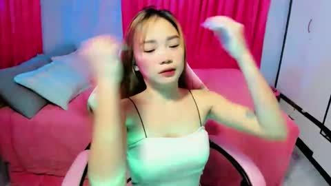 ur_sweetgirl_clarace online show from 10-17-25, 06:27