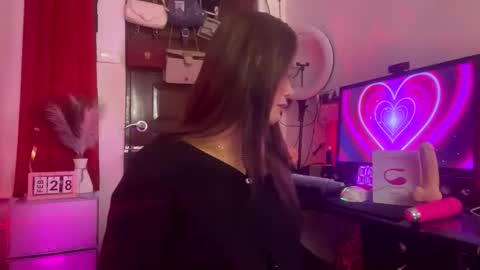 Snapshot of ur_ultimatedreamgirlxoxo chatting on 03-01-26, 03:14 HelloIm Girly online show from 03-01-26, 03:14