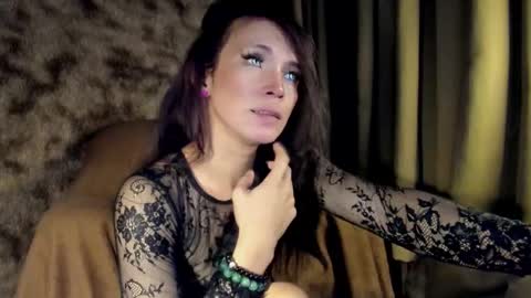 Snapshot of urasian_slut_yana chatting on 02-22-25, 12:29 yana online show from 02-22-25, 12:29