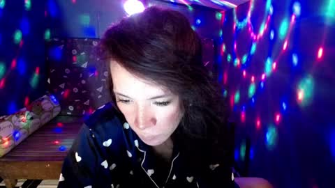 Snapshot of urasian_slut_yana chatting on 03-09-25, 11:58 yana online show from 03-09-25, 11:58