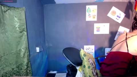 Snapshot of urasian_slut_yana chatting on 10-14-25, 10:05 yana online show from 10-14-25, 10:05