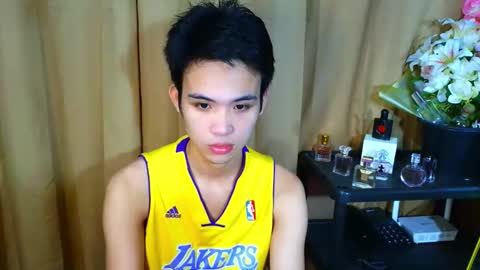 Snapshot of urasiancumboix2 chatting on 11-15-25, 05:31 urasiancumboix2 online show from 11-15-25, 05:31