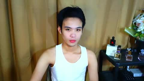 Snapshot of urasiancumboix2 chatting on 11-19-25, 06:08 urasiancumboix2 online show from 11-19-25, 06:08