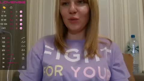 Snapshot of urbadkitty chatting on 03-12-25, 07:49 urbadkitty online show from 03-12-25, 07:49