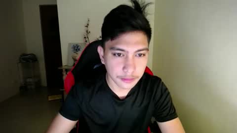 Dannie online show from 11-16-25, 01:33