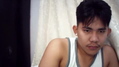 Snapshot of urcutie_asianboy chatting on 02-04-26, 06:08 KEN online show from 02-04-26, 06:08