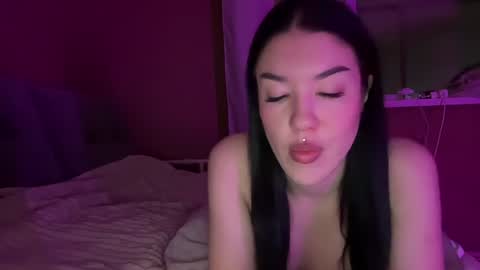 Margo online show from 12-21-24, 04:19