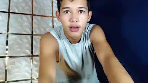 Snapshot of urdreamboy_clarin chatting on 12-18-25, 01:44 urdreamboy_clarin online show from 12-18-25, 01:44