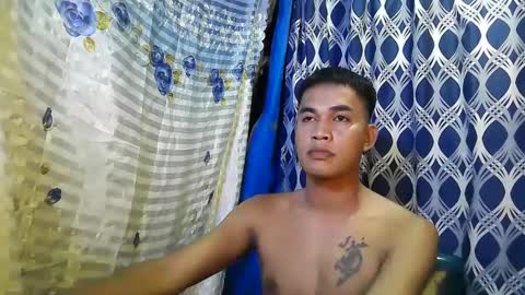 Snapshot of urexotic_cock chatting on 01-21-25, 12:50 urexotic_cock online show from 01-21-25, 12:50