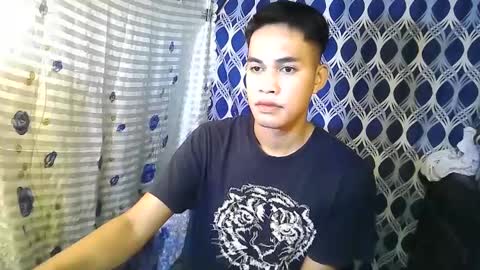 Snapshot of urexotic_cock chatting on 02-06-25, 08:29 urexotic_cock online show from 02-06-25, 08:29