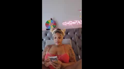 urfaveriri online show from 10-16-25, 07:20