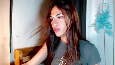 Leah online show from 11-17-25, 10:21