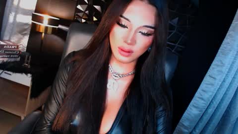 My bella 3 online show from 10-05-25, 03:38