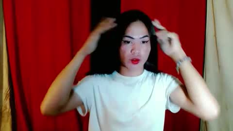 Snapshot of urhotty_megs143 chatting on 02-19-26, 08:21 MEGS MEGS online show from 02-19-26, 08:21