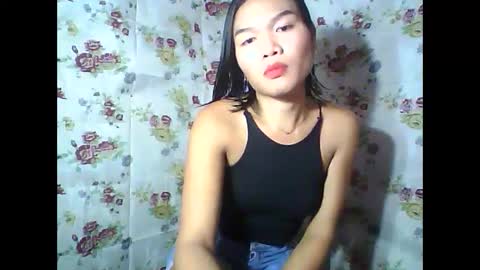Snapshot of urluckyfuck123 chatting on 01-23-25, 08:46 Jasmin online show from 01-23-25, 08:46