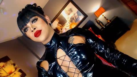 UrMajestyTyra online show from 11-10-25, 12:42