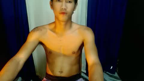 Snapshot of urmoreno_boyxx chatting on 03-28-26, 01:49 JAY online show from 03-28-26, 01:49