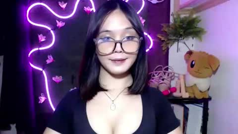 Pia online show from 10-13-25, 09:15