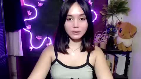 Pia online show from 10-22-25, 08:41