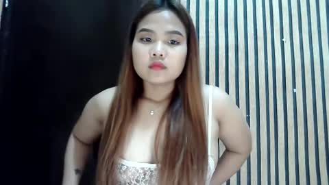Snapshot of urpinaycutie chatting on 01-21-25, 02:37 urpinaycutie online show from 01-21-25, 02:37