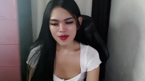 Jenny online show from 01-22-25, 08:06