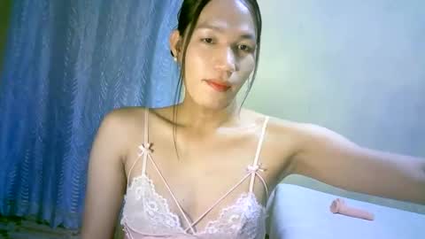 queen julia not into CHEAPGUY online show from 12-02-24, 01:24