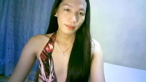 queen julia not into CHEAPGUY online show from 12-06-24, 12:05