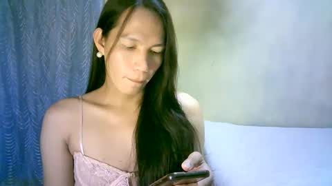 queen julia not into CHEAPGUY online show from 01-09-25, 12:52