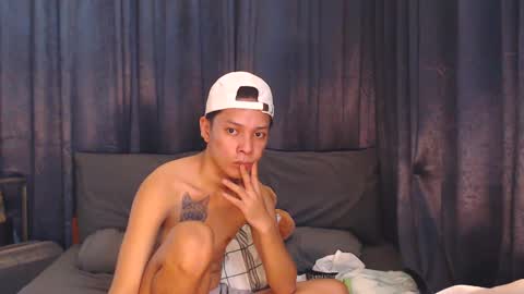 Snapshot of urpinoyasianx chatting on 01-15-25, 06:43 Mel online show from 01-15-25, 06:43