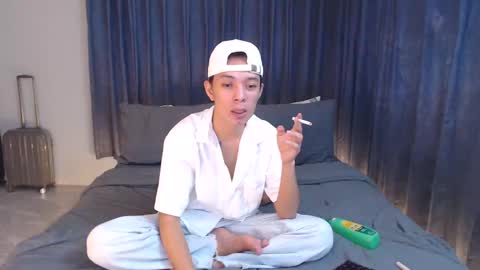 Snapshot of urpinoyasianx chatting on 01-20-25, 02:43 Mel online show from 01-20-25, 02:43