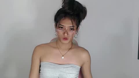 Snapshot of ursexy_diamondcum chatting on 02-28-26, 09:16 RAZ online show from 02-28-26, 09:16