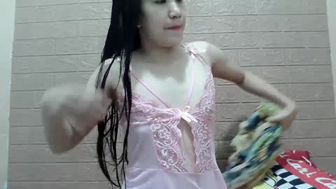 Snapshot of ursexychix_4u chatting on 02-02-25, 02:38 ursexychix_4u online show from 02-02-25, 02:38