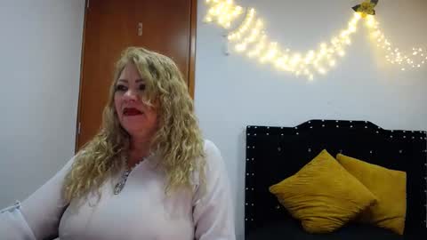 Eveling Blanco  online show from 12-07-24, 03:14