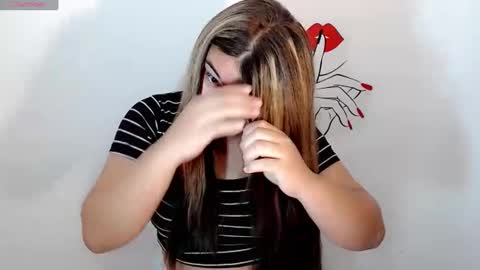          online show from 01-05-25, 01:03