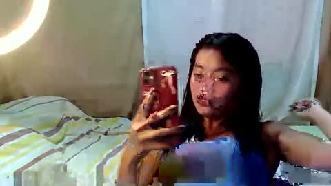 Snapshot of urtinypinay chatting on 09-24-25, 02:15 urtinypinay online show from 09-24-25, 02:15