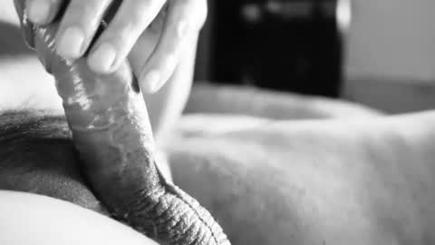 Snapshot of user2f chatting on 02-13-25, 01:37 steve online show from 02-13-25, 01:37