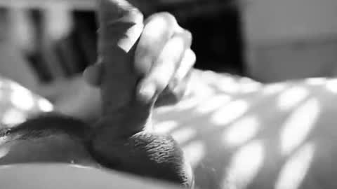 Snapshot of user2f chatting on 09-23-25, 12:19 steve online show from 09-23-25, 12:19