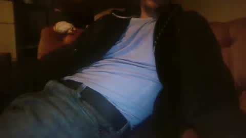 usr0369 online show from 11-06-25, 12:33